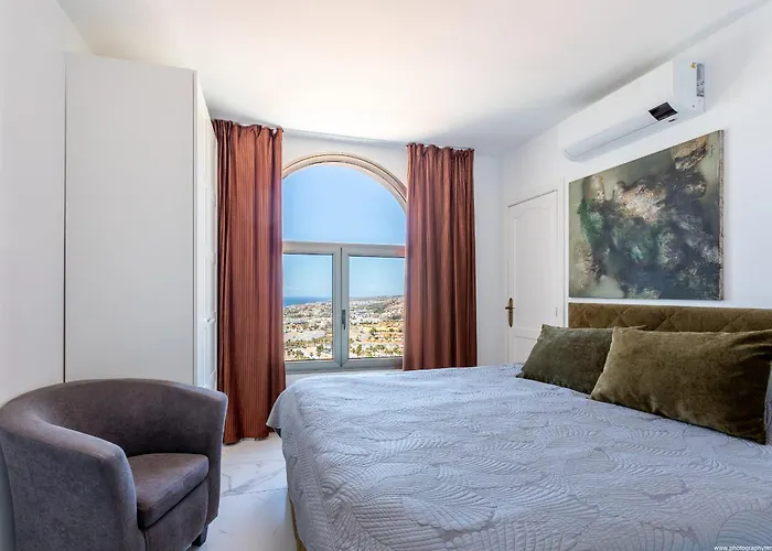 Ocean View Heated Pool *